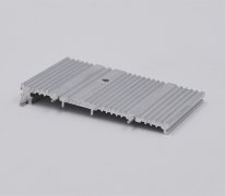 充电器用电源散热器（散热片）